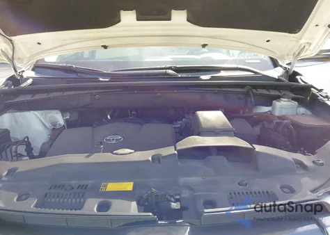 2017 Toyota Highlander Xle z USA, uszkodzony, nr VIN 5TDJZRFH1HS458893